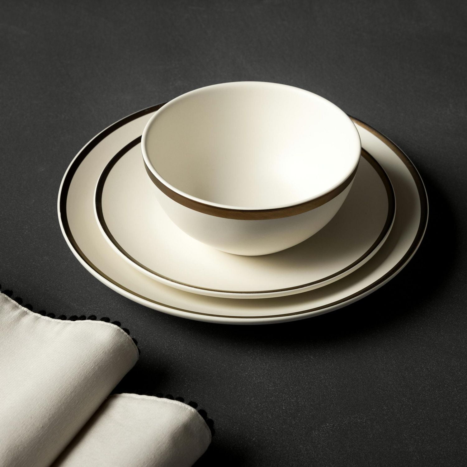 Bol en grès Thyme & Table, collection Everest, blanc