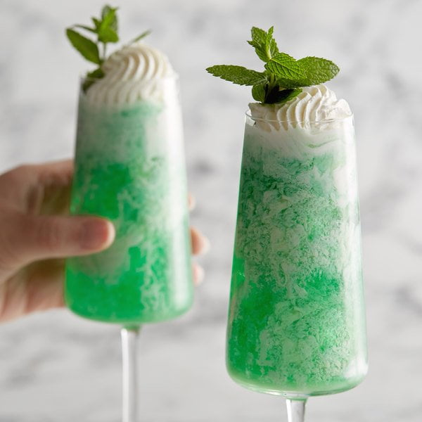 DaVinci Gourmet 750 mL Sugar Free Peppermint Paddy Flavoring Syrup