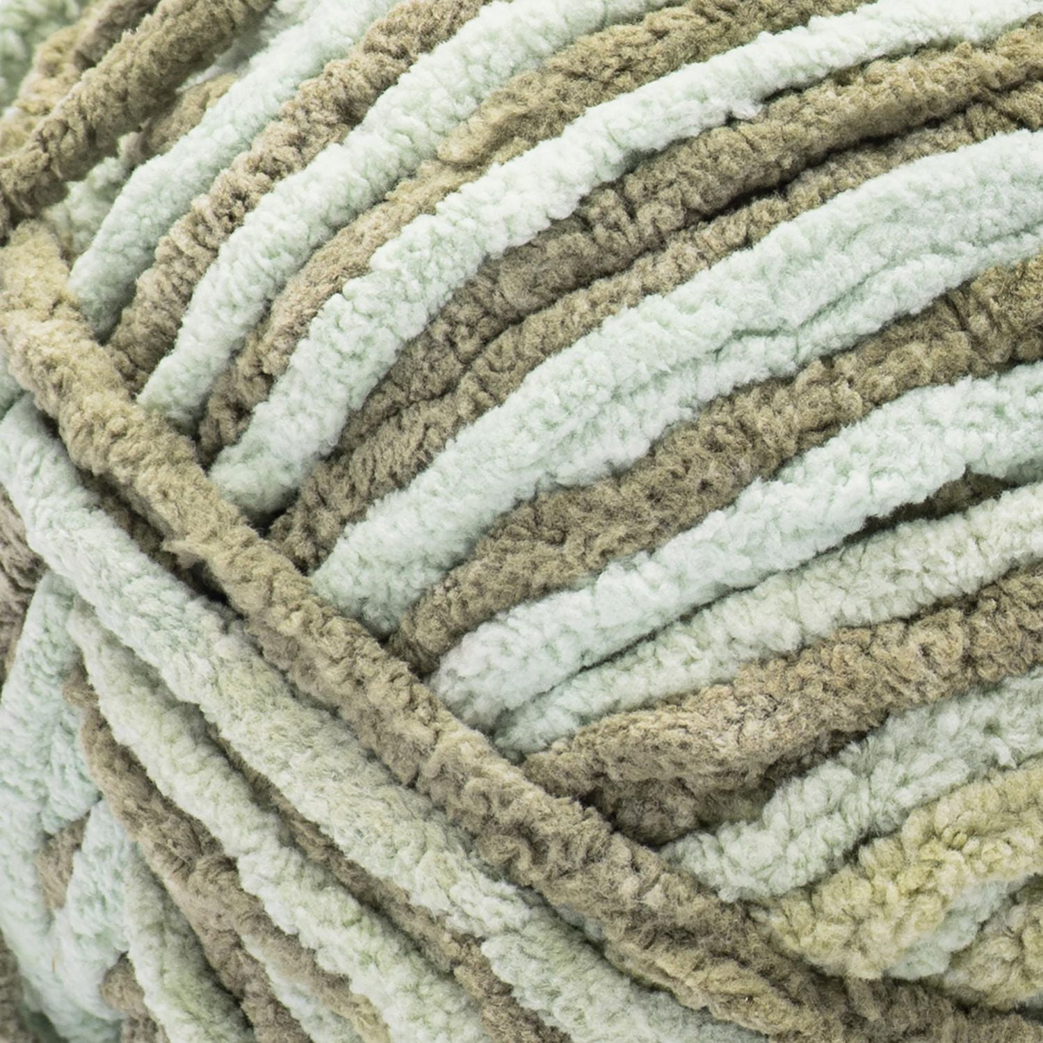 Bernat® Blanket™ #6 Super Bulky Polyester Yarn, Grassy 10.5oz/300g, 220 Yards