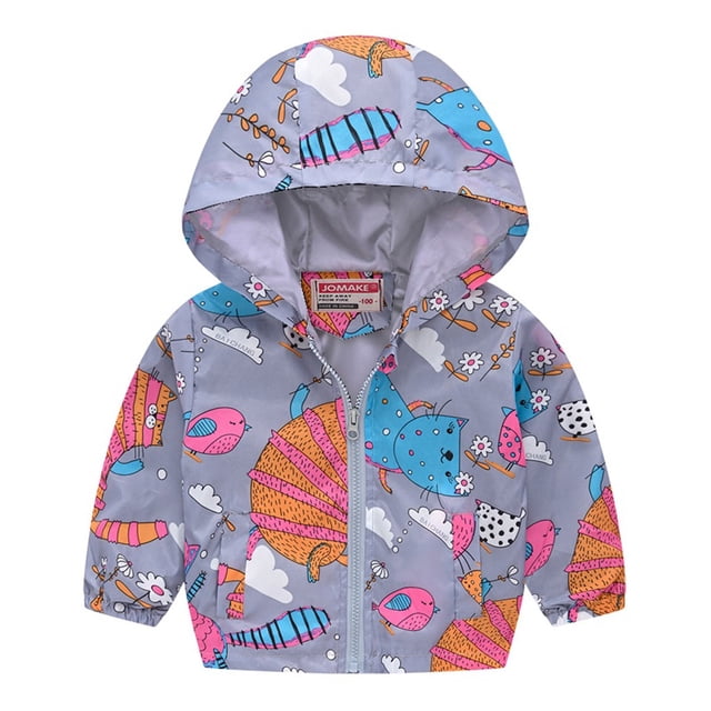 Veste pour Tout-Petits Garçons, Tout-Petits Enfants Bébés Filles Garçons à Manches Longues Imprimée avec Fermeture Éclair à Capuche. la Veste Présente une Impression Multicolore Vibrante avec des Motifs Ludiques d'Animaux et de Fleurs sur un Fond Gris Pâle. Elle a une Fermeture Éclair avant, des Manches Longues et une Capuche pour Plus de Chaleur. Fabriquée en Doux Coton, Elle Est Conçue pour le Confort et le style. Convient aux Tout-Petits de 12 Mois à 5 Ans, avec des Tailles Allant de 90 à 130. Idéale pour une Tenue Décontractée, des Fêtes Ou des Séances Photo.