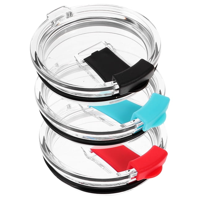 WINOMO 3 Pcs Gobelet 20oz Lids Conçu pour RTIC, Ozark Trail et Rambler tumblers. Ces Gobelets Anti-Déversement, Lids Coulissants Sont Faits de Plastique Transparent Sans BPA avec des Joints Toriques en silicone Noirs pour un Ajustement Sécuritaire. l'Ensemble Comprend Lids avec Couvercles Coulissants Noirs, Rouges et Bleus, Convient aux Gobelets 20oz Isolés sous Vide. Présente une Conception Compatible avec les Pailles et une Isolation pour Garder les Boissons Chaudes Ou Froides.
