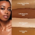 thumbnail image 3 of Revlon ColorStay™ Lotion Éclat Visage + Corps, Illuminatrice, 120 Ça Donne Soleil, 3 of 5