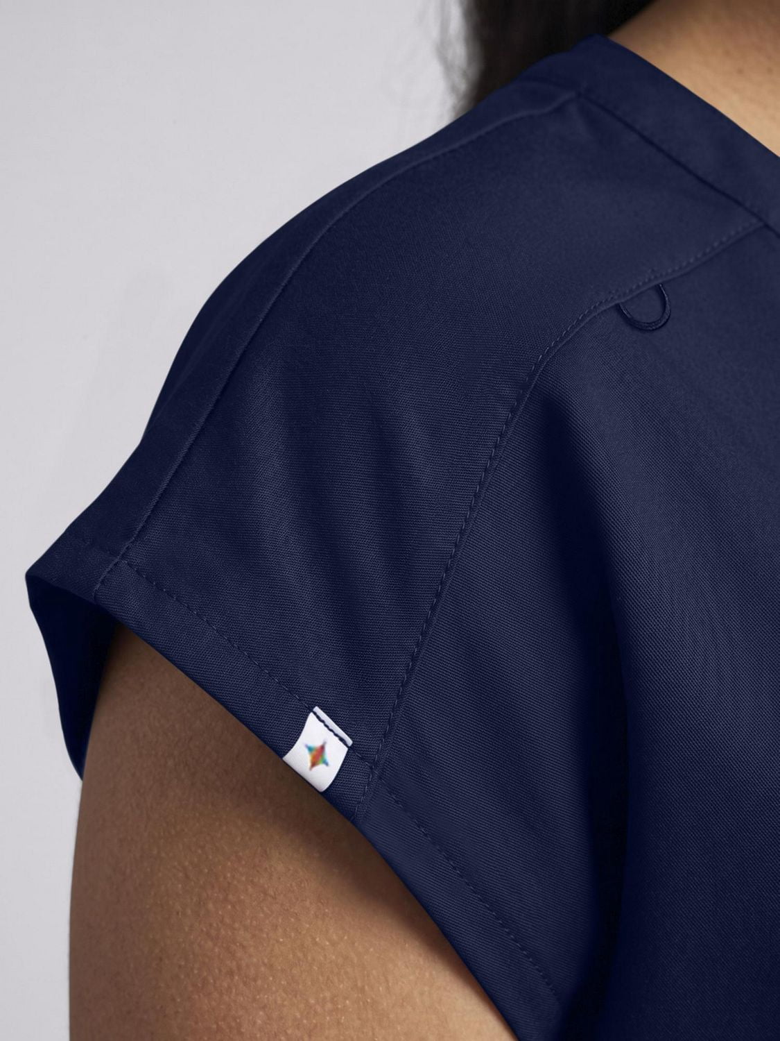 Scrubstar Ultimate – Haut d’uniforme médical antimicrobien pour femmes à col mandarin