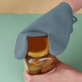 thumbnail image 4 of Thermal Insulation Silica Gel Gloves Kitchen Microwave Barbecue High Temperature Work Insulation Solid Color Gloves, 4 of 8