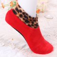 thumbnail image 4 of Aocisk Chaussettes Thermiques Chaudes pour Lit Non Léopard Chaussettes d'Hiver pour Femmes Chaussettes d'Intérieur pour la Maison Chaussettes Thermiques pour Femmes Rouge Taille Unique, 4 of 4