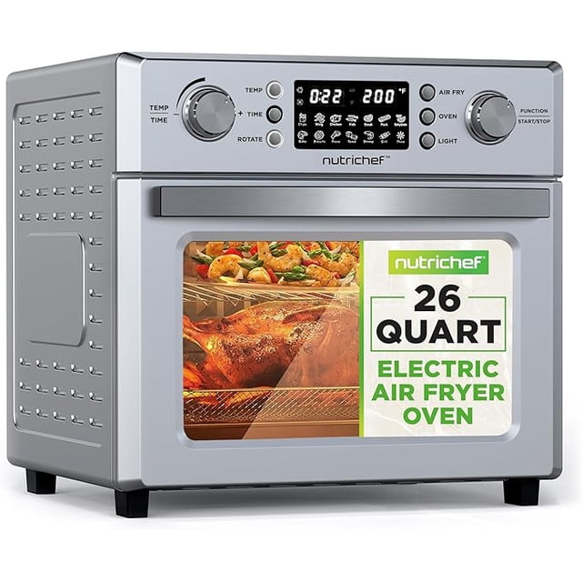 NutriChef Four Friteuse à Air Chaud Électrique de 26 L en Argent avec un Élément Chauffant de 1700 W, Doté d'Un Écran Tactile DEL Haute Définition et de 10 Préréglages de menu Numériques Incluant Friture à Air, Toast, Bake, et Plus. l'Appareil de Comptoir Comprend un Plateau d'Égouttement, un Panier de Friture à Air et une Grille de Cuisson, avec une Fenêtre Transparente Mettant en Valeur les Aliments à l'Intérieur. Conçu avec une circulation d'Air Chaud à 360° pour une Cuisson Uniforme et une Utilisation Minimale de L
