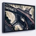 thumbnail image 4 of Design Art Paris Tour Eiffel À Grungy Style Dramatique  Sur Toile Encadrée, 4 of 5
