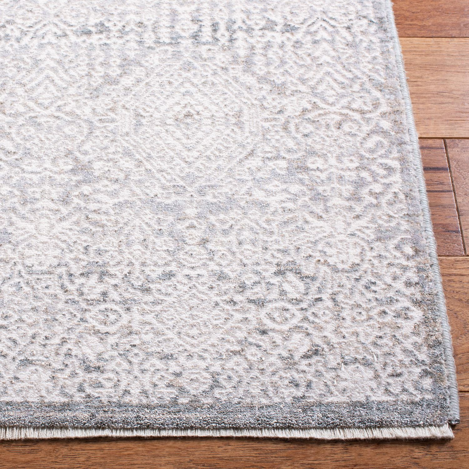 SAFAVIEH Webster Rosanne Traditional  Area Rug