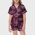 thumbnail image 2 of Ensembles de Pyjama pour Filles Imprimés Manches Courtes à Boutons Hauts Unis Ensemble T-Shirt Tenue d'Intérieur Classique Pyjamas pour Filles Garçons Mode Filles, 2 of 5