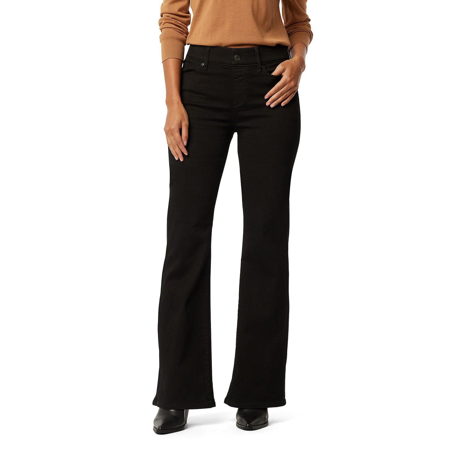 Levi Strauss Signature™ Women’s Shaping Perfect Pull-On Flare Jeans