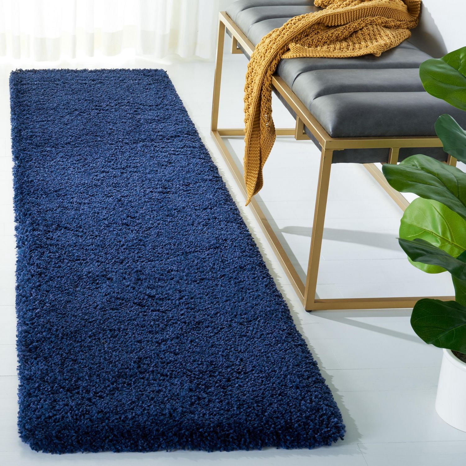 Safavieh Milan Harlow Solid Shag Area Rug