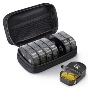 Mistaha Boîtier organisateur de pilules en cuir noir 14 Grilles Portable Compact Pill Holder Organisateur hebdomadaire de boîte de médecine pour le bureau de voyage à domicile