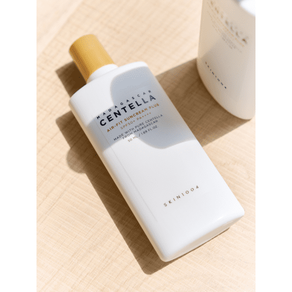 SKIN1004 Crème solaire Air-fit Plus Centella de Madagascar SPF50+ PA++++ 50 ml