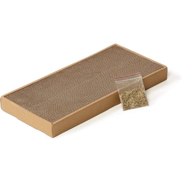 Midwest Catty Scratch Grand Jouet Cat avec une surface à Griffer Rectangulaire en Carton Ondulé à Deux Côtés Faite de Pâte de Papier 100 % Recyclée Présentant une texture en Nid d'Abeilles, Accompagné d'Un Petit Sac d'Herbe à Chat Séchée pour Encourager à Griffer et Protéger les Meubles.