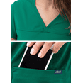 thumbnail image 4 of Adar Pro Blouses Médicales pour Femmes - Haut à Col en V, 4 of 7