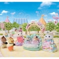 thumbnail image 3 of Calico Critters - Ensemble de princesses fleuries avec 4 figurines et accessoires, 3 of 4
