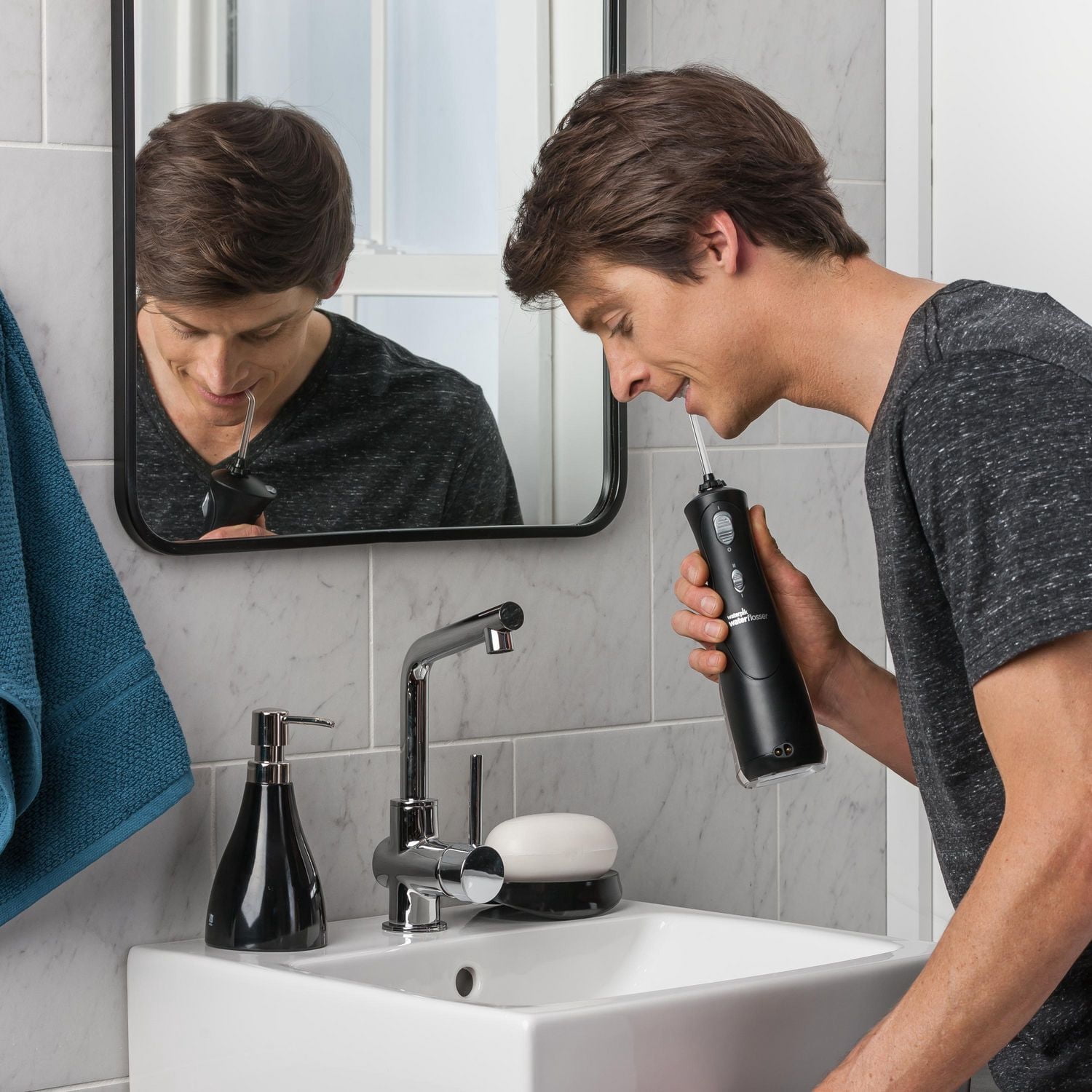 Hydropulseur sans fil plus Waterpik Noir