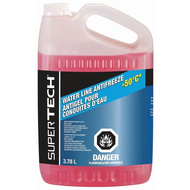 Supertech - Antigel pour Plomberie -50 °C. Centré, Pichet en Plastique Orienté vers l'Avant Étiqueté Supertech Plomberie Antigel avec Poignée à Vis et Niveau de Remplissage visible; Texte d'Étiquette de Produit Clair et Lisible. pour Hiverniser les Tuyaux en Plastique, drains et Conduites d'Eau dans les VR, Bateaux, Fosses Septiques et Maisons Saisonnières, Offrant une protection contre le Gel jusqu'à -50 °C Lorsqu'Utilisé Non Dilué; Souvent Utilisé pour Hiver