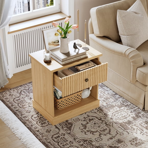 Table de Chevet Moderne à Cannelures avec Tiroir et Tablette Ouverte – Base Courbée, Table d'Appoint à Grain de Bois Gain de Place pour Chambre Ou Salon – Chêne Clair