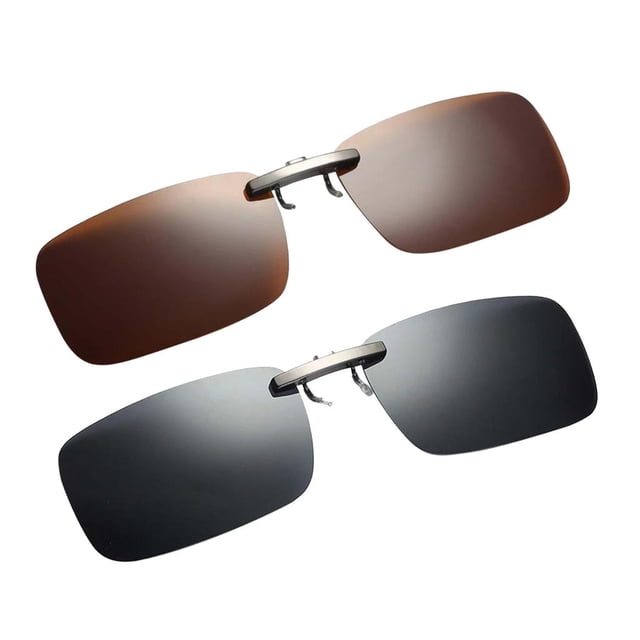 Lot de 2 Lunettes de Soleil Polarisées 400 à Monture Rabattable à Pince Conçues pour la Conduite et les Activités de Plein Air. Comprend une Paire avec des Verres Teintés Bruns et une Paire avec des Verres Teintés Gris, Toutes Deux Dotées d'Un clip Métallique Léger pour une Fixation Facile aux Lunettes Régulières. les Verres Sont Homologués UV400, Offrant une Réduction de l'Éblouissement, une Résistance aux Rayures et une Visibilité Accrue. Convenant aux sports de Plein Air, à la Pêche et aux Voyages.