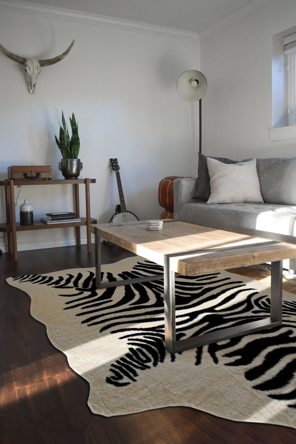 Tapis Imitation Peau de Vache, Imprimé Zèbre Ivoire et Noir