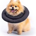 thumbnail image 1 of Collier de Récupération pour Animaux de Compagnie Doux pour Chiens Chats Protection 360° Matériau en Nylon Sangle Réglable Adapté aux Races pour Pugs Français pour Éviter de Lécher les Plaies, 1 of 3