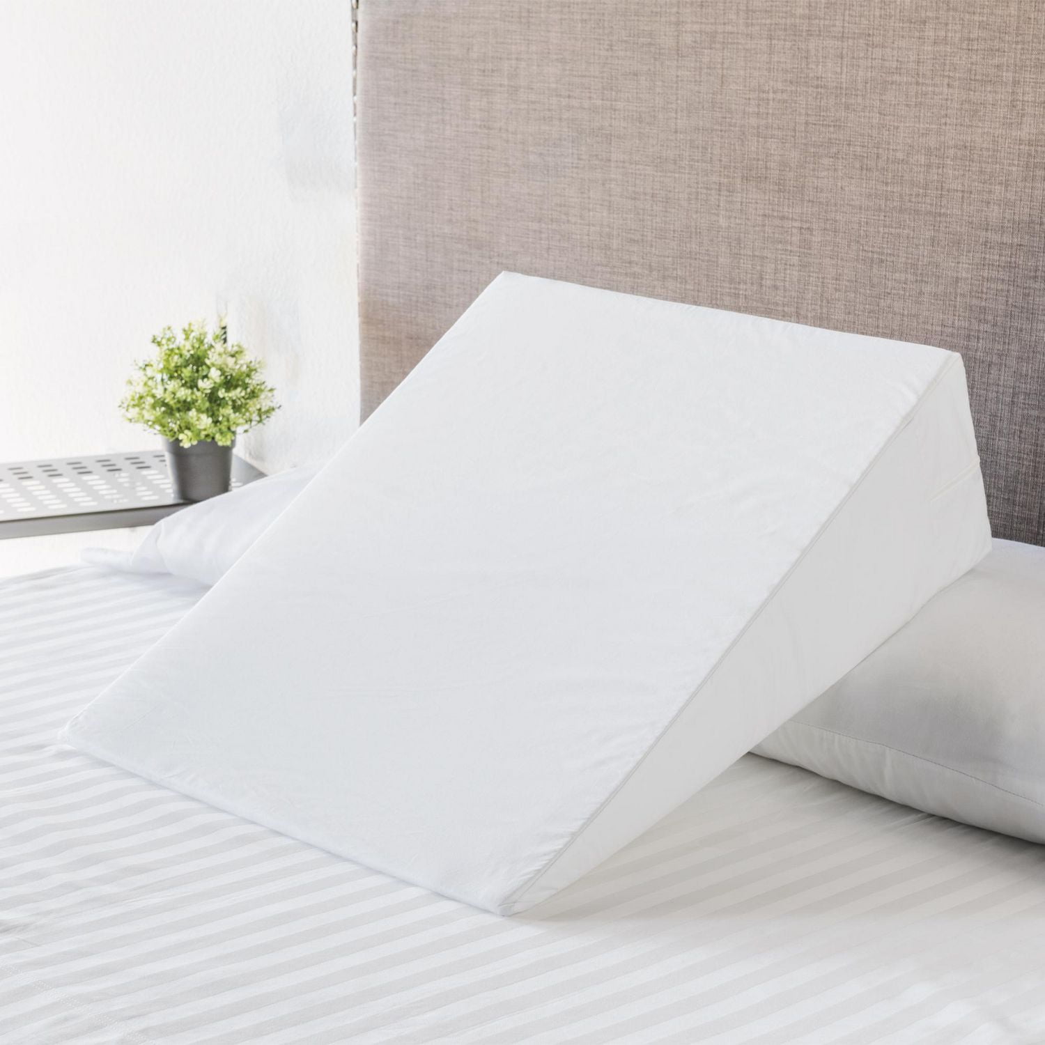 Dream Serenity® Supportive Foam Wedge Pillow
