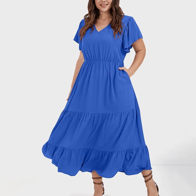 Zanvin Robes d'Été Grande Taille pour Femmes au design Bohème à Fleurs maxi, avec Encolure en V, Manches Courtes et silhouette Fluide en Bleu. la Robe Est Conçue pour des occasions Décontractées, à la Plage Ou pour les Fêtes, Fabriquée en Mélange polyester-spandex Doux et Extensible. Montrée dans une Vue Frontale avec Détails de Volants à Étages et une Taille Élastique pour une Coupe Flatteuse.