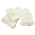 thumbnail image 1 of Ensemble Bonnet et Foulard pour Femmes Doublés de Fourrure avec Pompon, 1 of 2