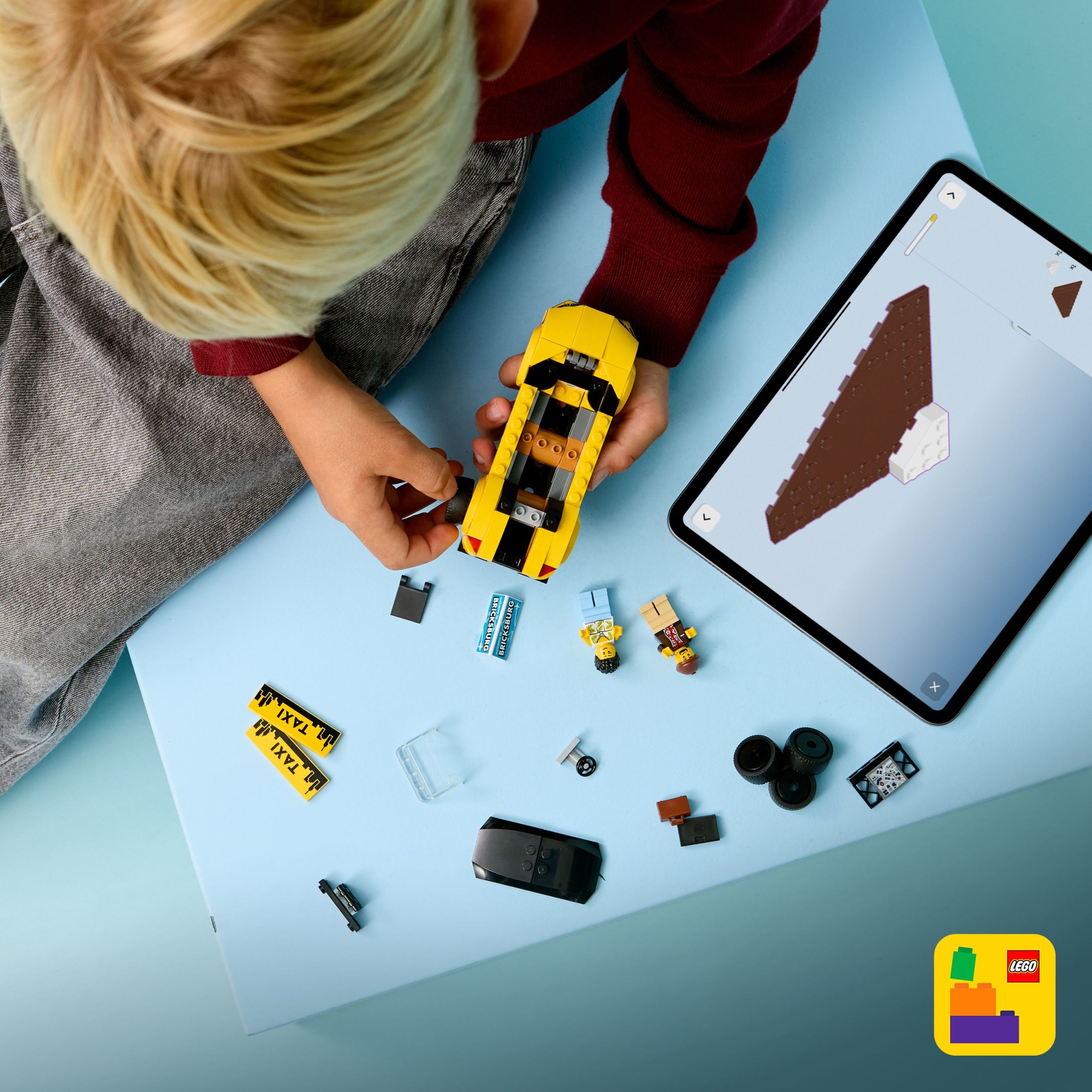 LEGO City Le taxi jaune – Ensemble de construction avec 2 figurines – 60487