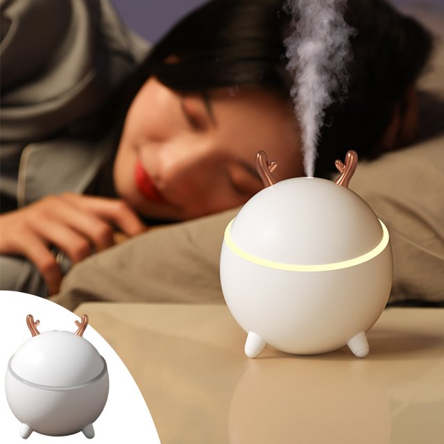 LSLJS Mini Humidificateur pour Chambre, Humidificateur de Bureau compact et portable en Plastique Blanc avec design Sphérique et accents Décoratifs Type Bois de Cerf. Émet de la Brume pour Améliorer la Qualité de l'Air, Hydrater la Peau et Soutenir l'Hydratation des Plantes. Idéal pour les Chambres, les Bureaux, les Voitures et les Voyages. Comprend Arrêt Automatique, Fonctionnement Silencieux et Deux modes de Pulvérisation.