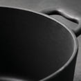thumbnail image 5 of Tramontina Bestow Four Hollandais Rond en Fonte Émaillée de 5,5 Pintes avec Couvercle, Noir Mat avec Bouton Doré, Compatible Four, 5 of 5