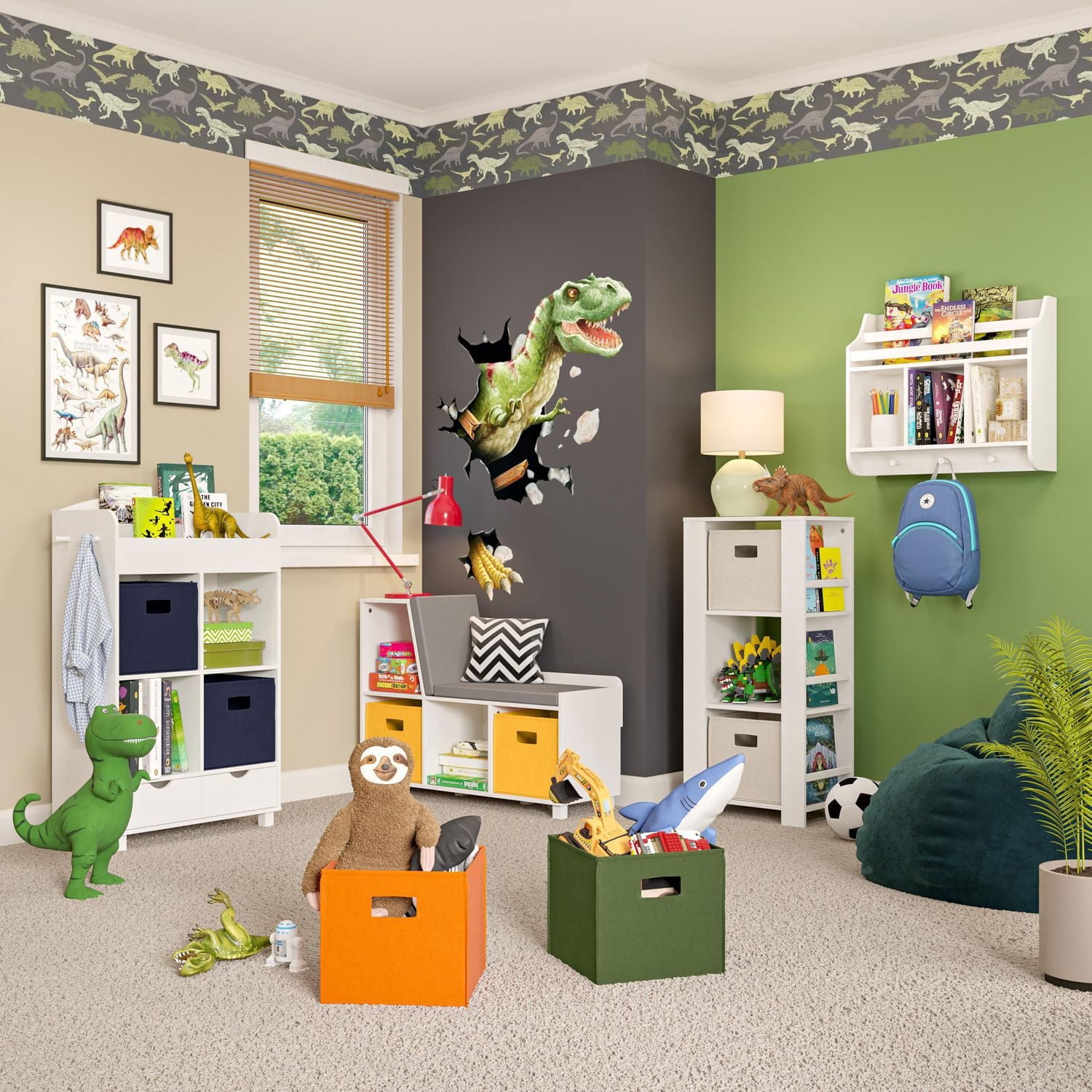 Collection Book Nook Maison RiverRidge® Banc de rangement blanc avec casiers pour enfant