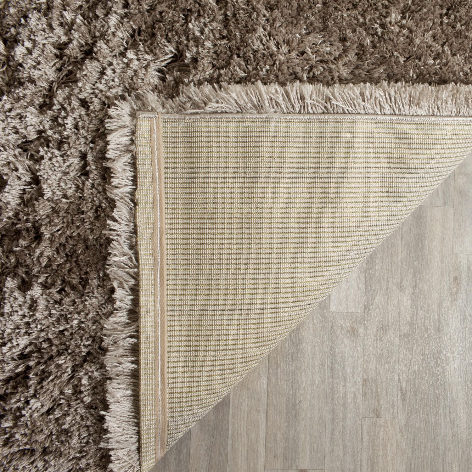 SAFAVIEH Polar Abbot Solid Extreme Plush Shag Area Rug