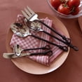 thumbnail image 4 of Gourmet Settings Ensemble d'Hôtesse de 5 Pcs Twist and Shout, 4 of 5