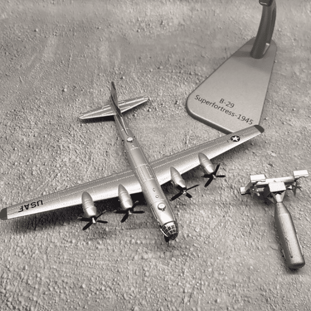 US B29 B-29 Superfortress Air Fortress Bomber Military Model