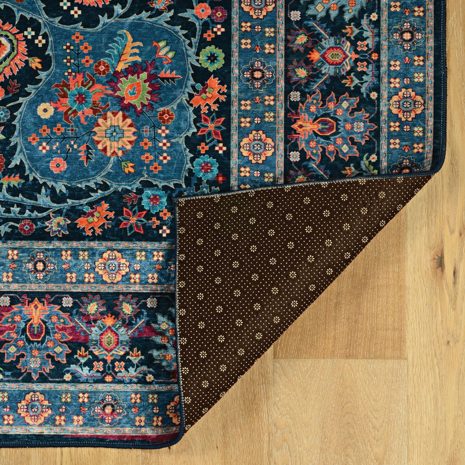 Tapis d'appoint Emerald Farlin noir & ivoire de 2 pi 2 po x 3 pi 2 po