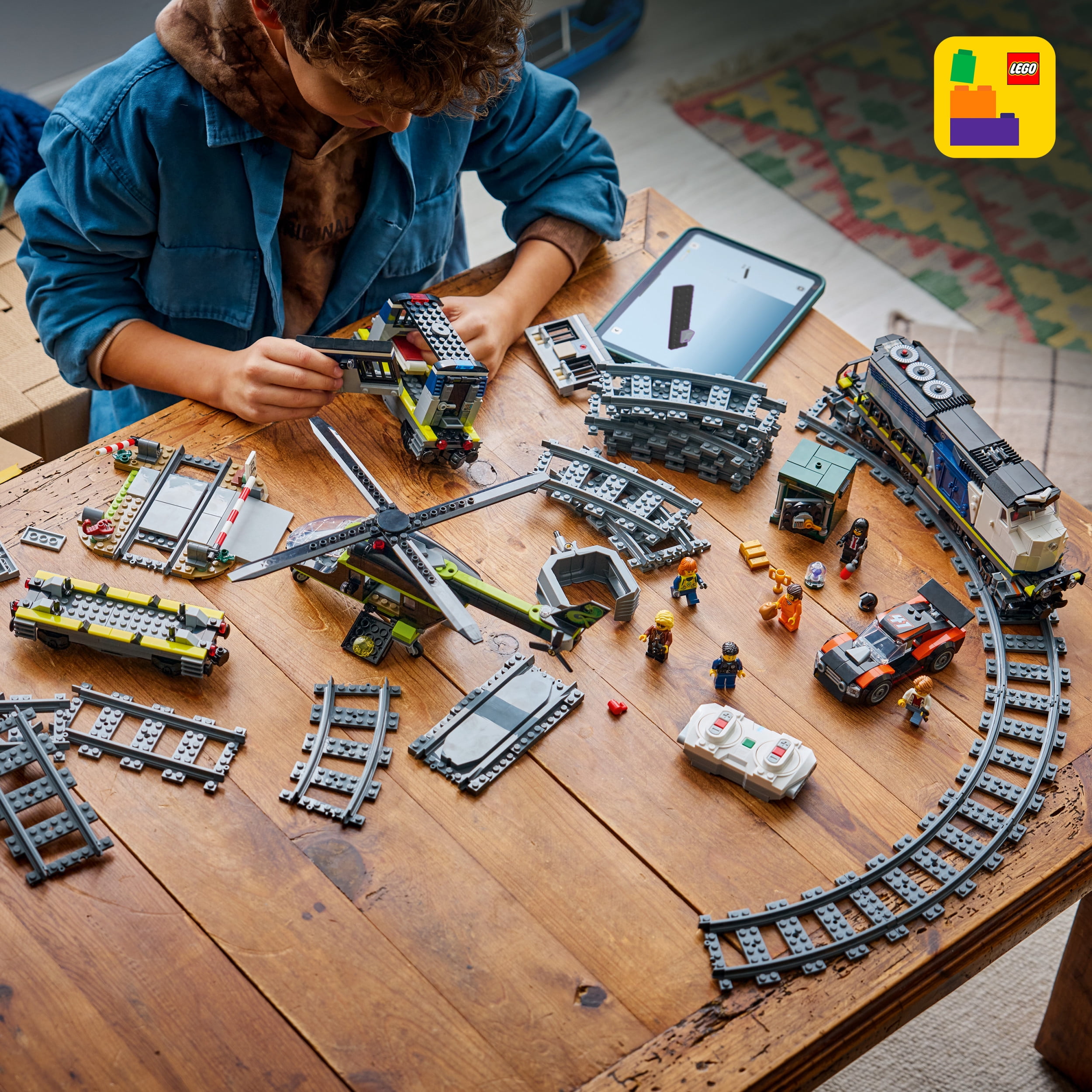 LEGO City Le braquage du train de la police – Ensemble de train 60508