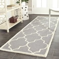 thumbnail image 1 of Safavieh Cambridge Kevin Tapis Géométrique, 1 of 7