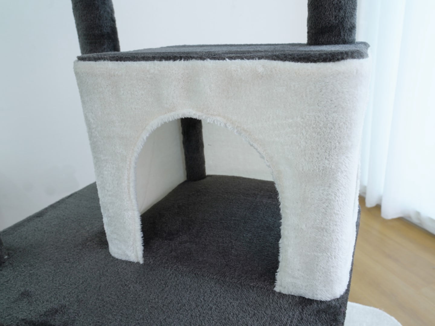 Home4Cat arbre à chat de 74,8 po à 8 niveaux avec deux niches, un hamac douillet, des griffoirs en sisal et deux jouets stimulants