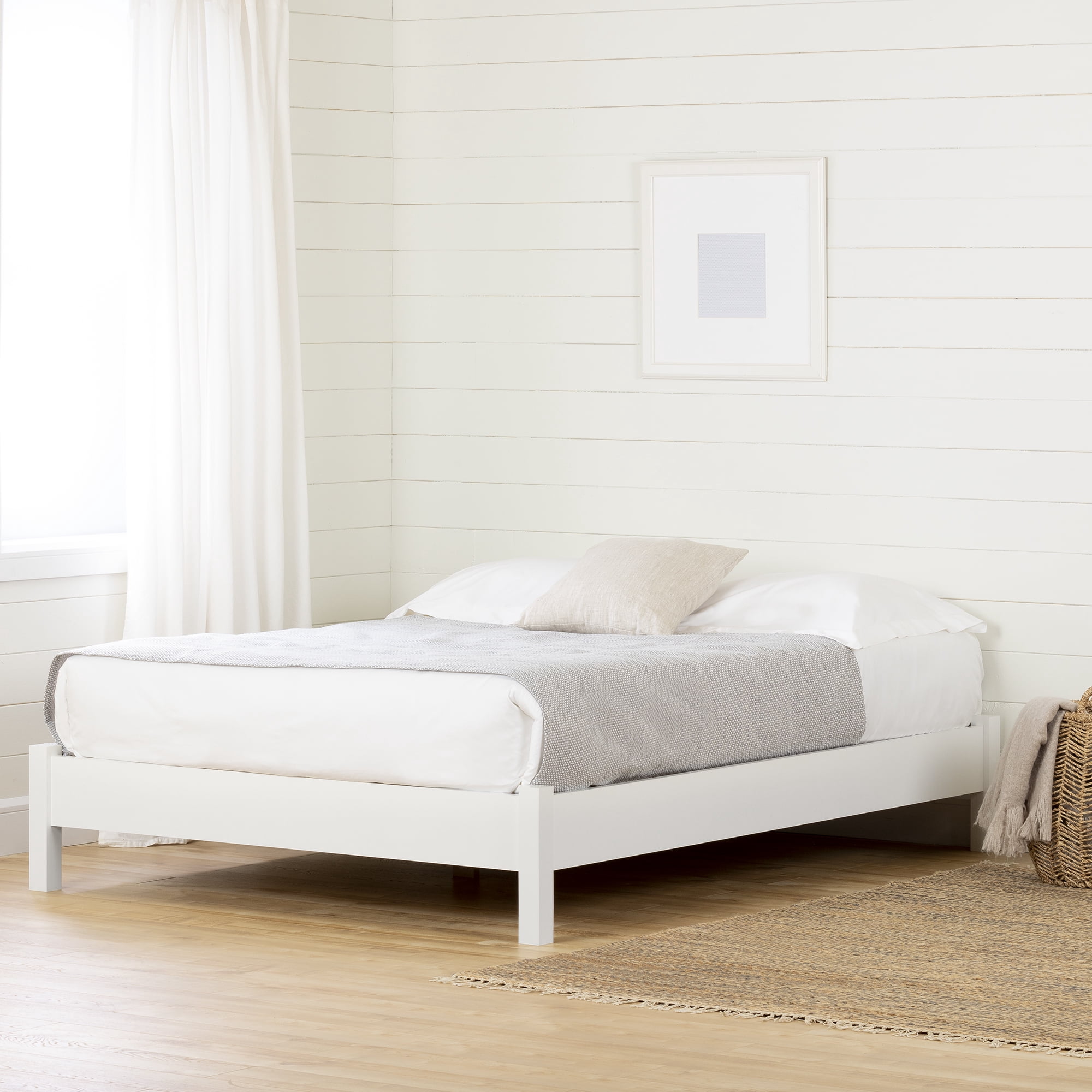 South Shore Munich Full Platform Bed on Legs, in Pure White