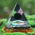 thumbnail image 2 of Pierre de Cristal Naturelle Orgonite Pyramide Guérison Chakra Rassemble Richesse Prospérité, 2 of 6