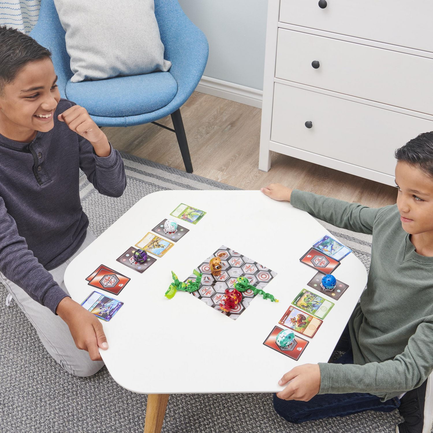 Bakugan, Crustillion, Figurine Geogan Rising articulée de 5,1 cm et carte à collectionner