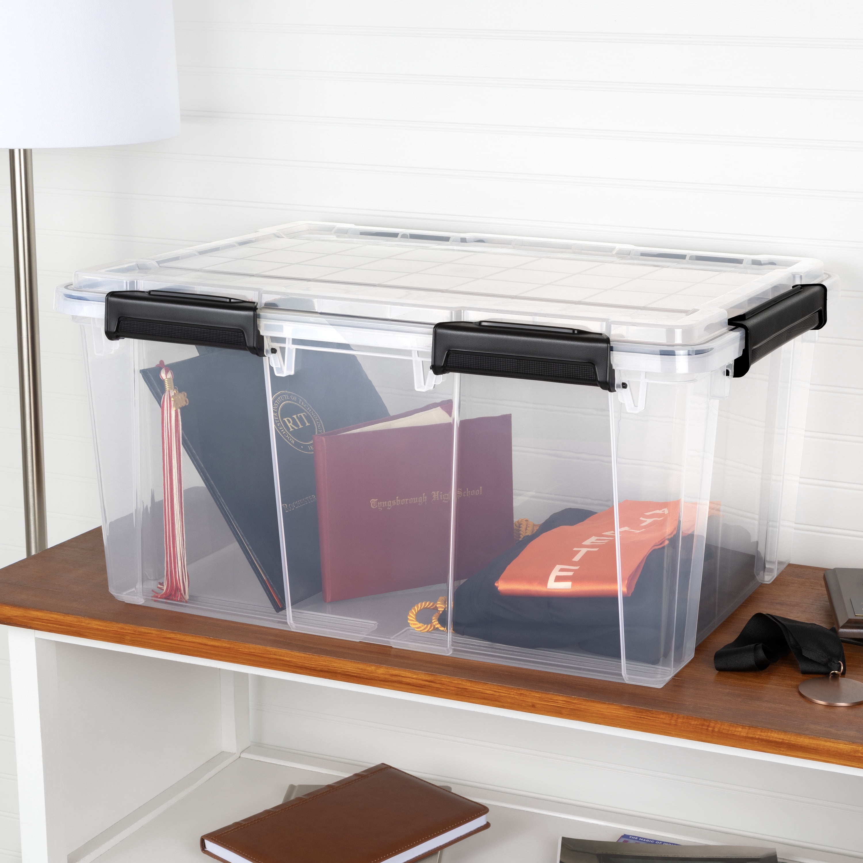Boîte à joint d’étanchéité 76L de Sterilite imperméable, bac de rangement en plastique transparent étanche avec couvercle et loquets durables, noir