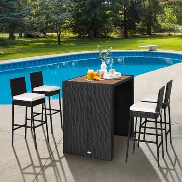 Costway Ensemble de Bar en Rotin PE pour Patio 5 Pcs, Table de Salle à Manger d'Extérieur en Bois d'Acacia, Tabouret Bistro