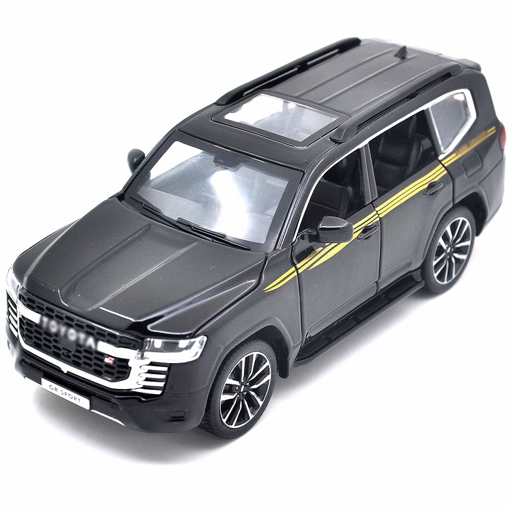 1:32 scale applies to Toyota Land Cruiser model die-cast metal boy toy car gift children's birthday gift collection series
