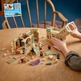 thumbnail image 2 of LEGO Harry Potter Poudlard : le bureau de Dumbledore 76402 Ensemble de construction (654 pièces), 2 of 6