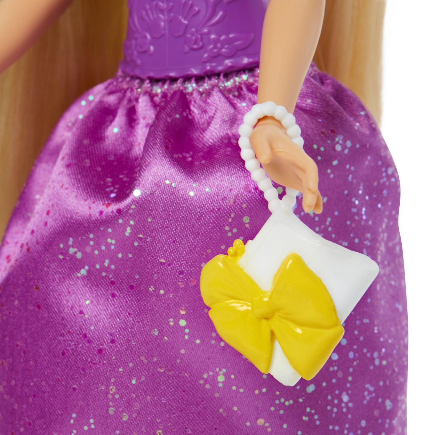 Disney Princess, Princesse et surprises, poupée mannequin Raiponce, 10 vêtements et accessoires, à partir de 3 ans