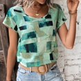 thumbnail image 2 of PEZHADA Hauts pour Femmes, Hauts de Sortie pour Femmes, Hauts Grande Taille pour Femmes, T-Shirt Ample à Manches Courtes Imprimé Col Rond Vert TTG, 2 of 6