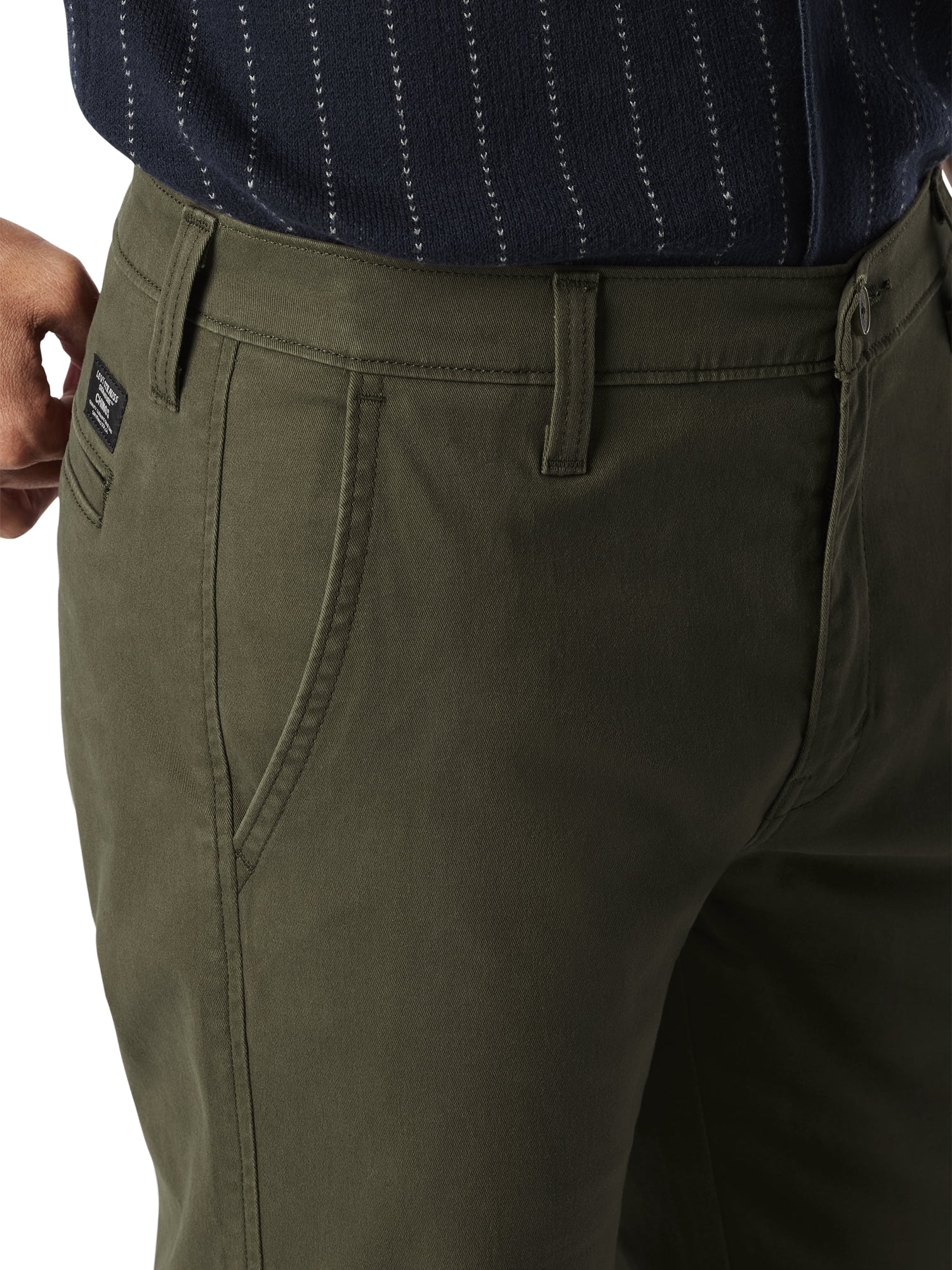 Levi Strauss Signature™ Men's Essential Straight Chinos